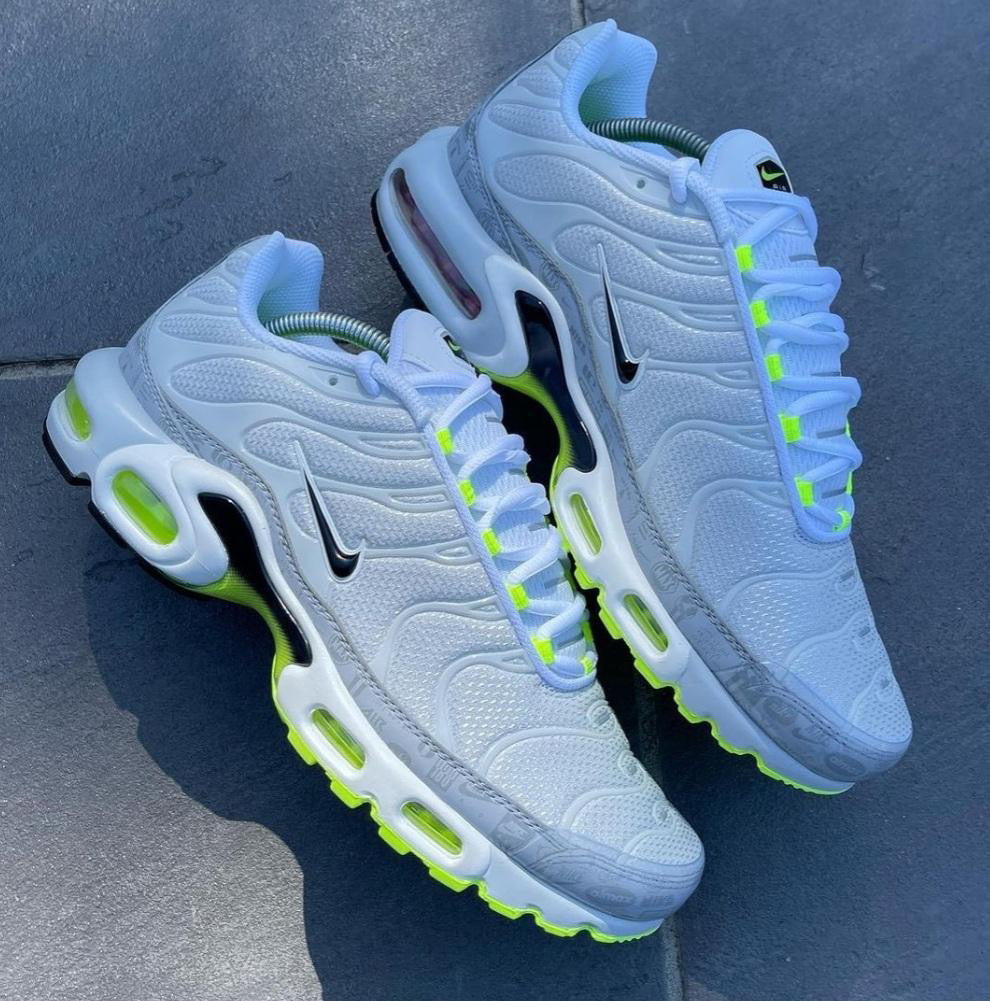 Nike Air Max TN Reflective Logo