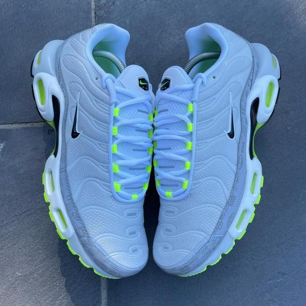 Nike Air Max TN Reflective Logo