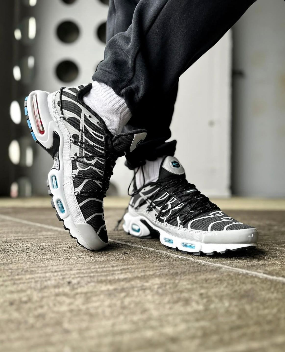 Nike Air Max Plus Lace Toggle Grey Negru