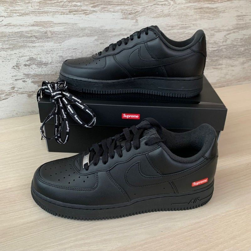 Nike Air Force 1 OG Triple Black Supreme