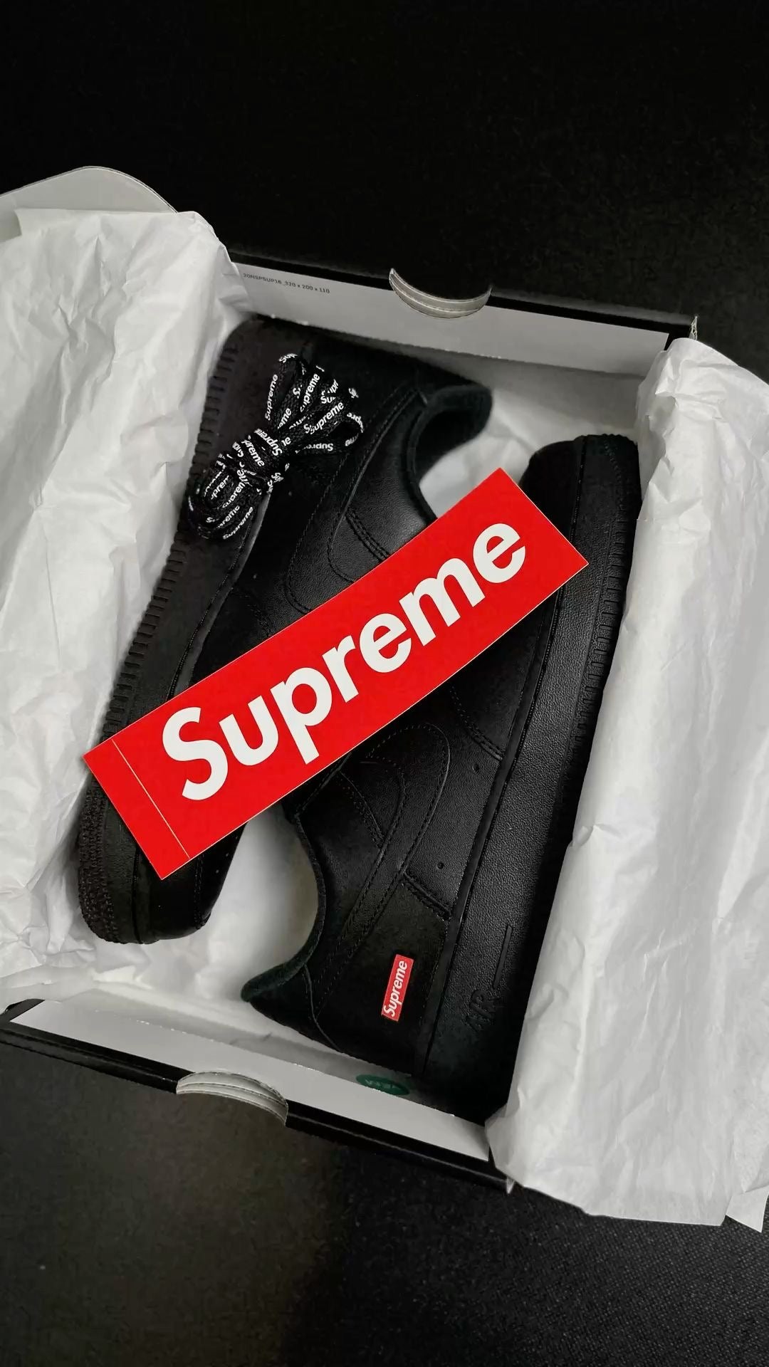 Nike Air Force 1 OG Triple Black Supreme