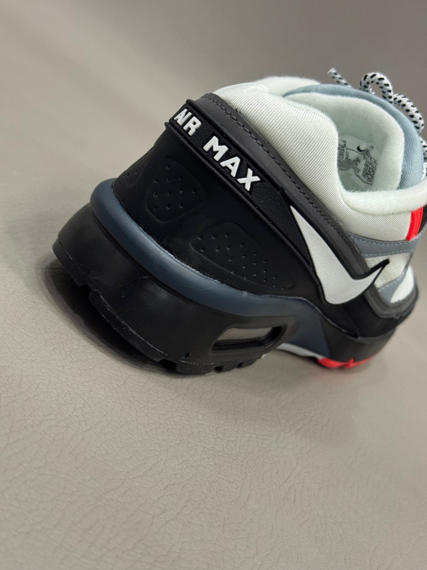 Nike Air Max BW White/Black/Red