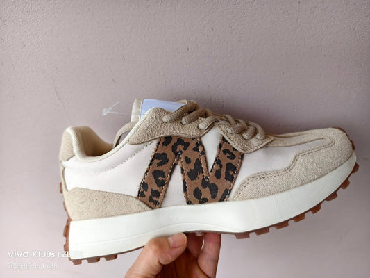 New Balance 327 Panther