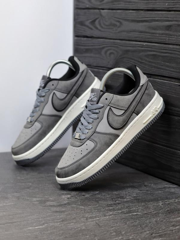 Nike Air Force 1 dunkelgrau