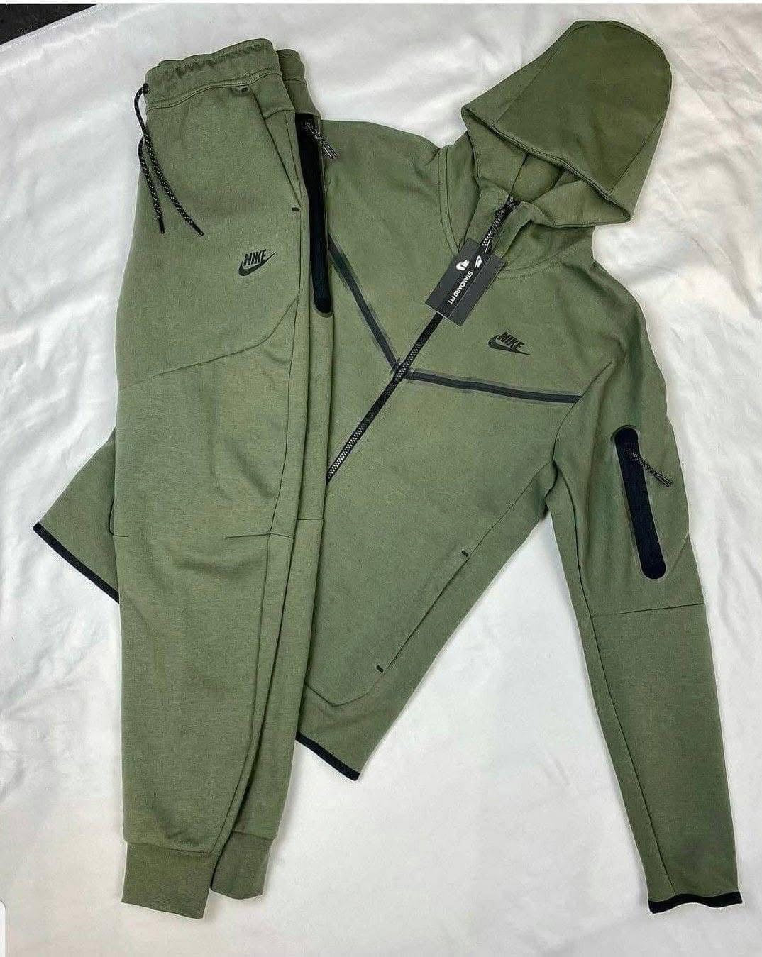 Nike Tech Fleece Kaki