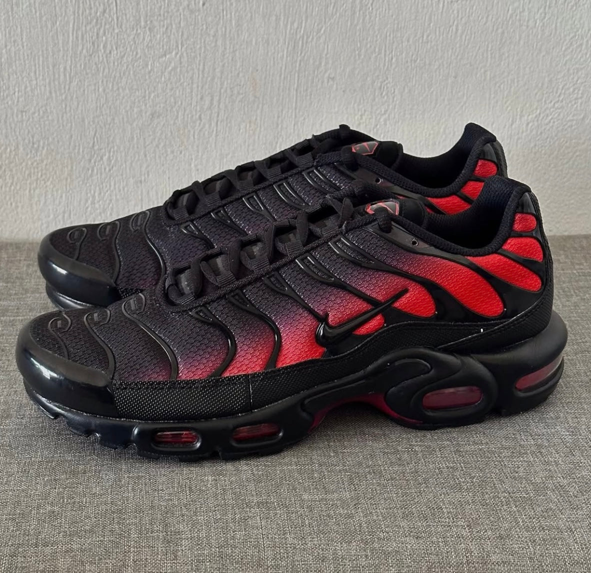 Nike Air Max Tn Red Black Gradient Vampire