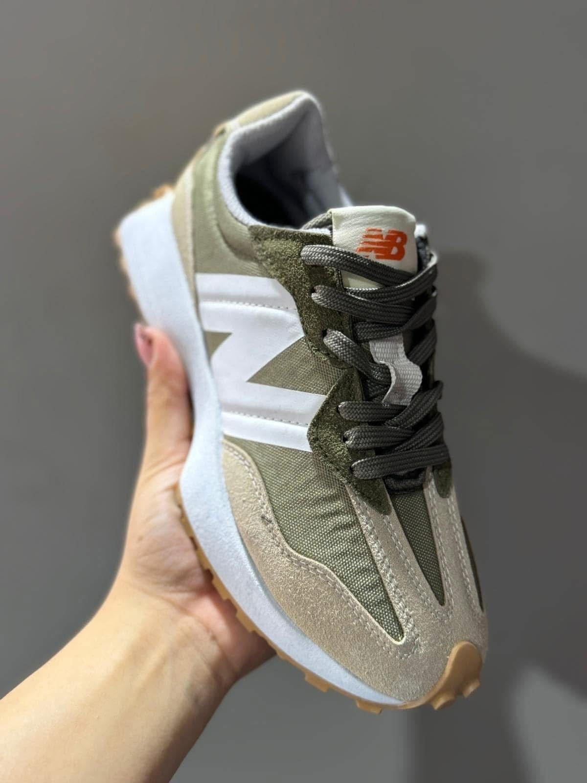 New Balance 327 Green White