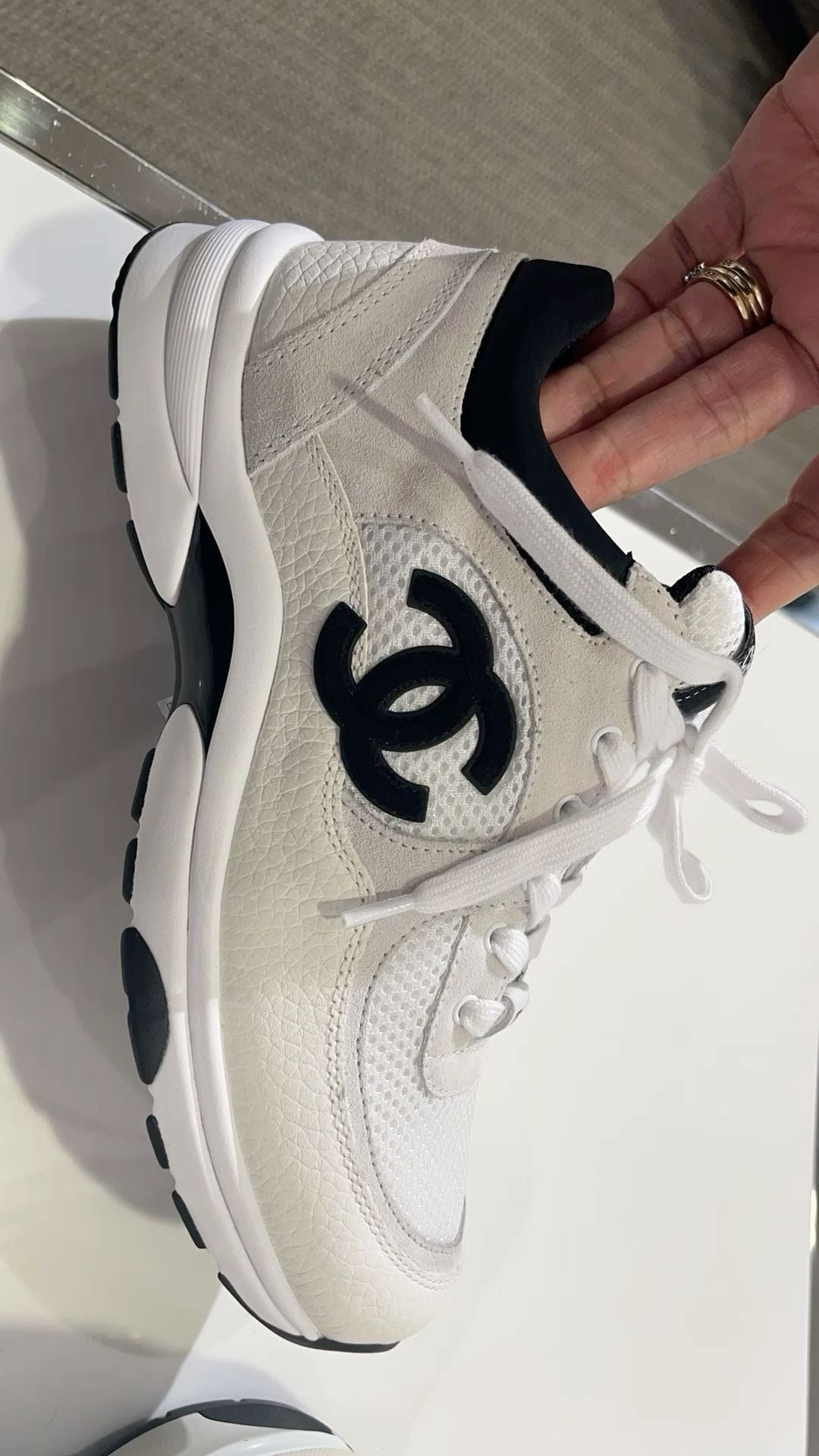 Chanel Low Daim White Black