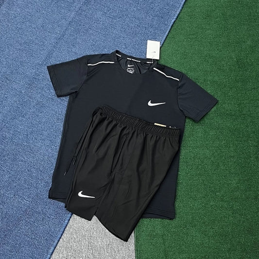 Nike Summer Set-Fekete Fehér