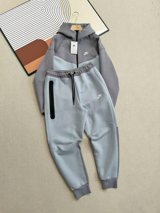 Nike Tech Fleece New Season-Drapp Grey White