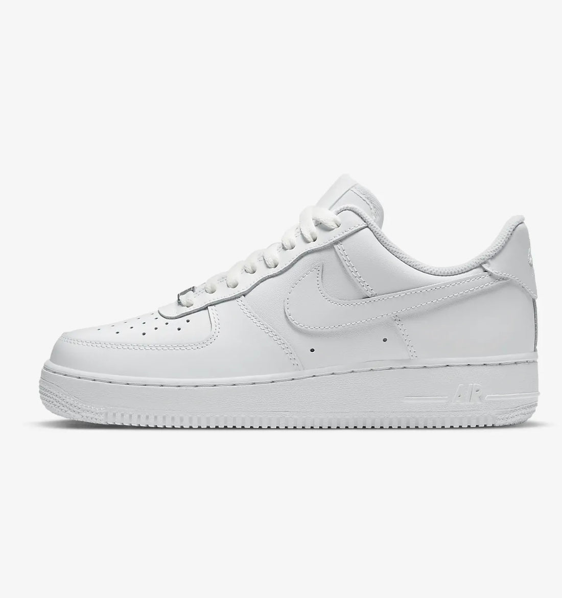 Nike Air Force 1 07 Triple White