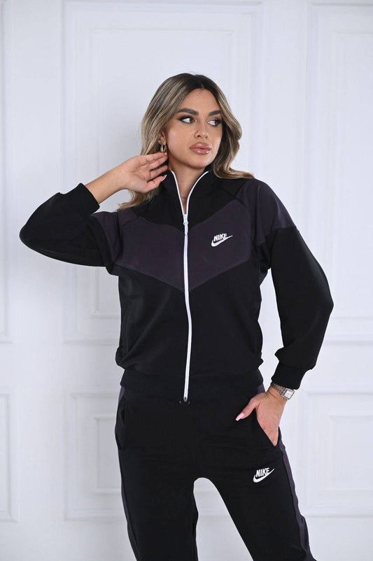 Nike Szett Fekete Fehér Logo Varrott