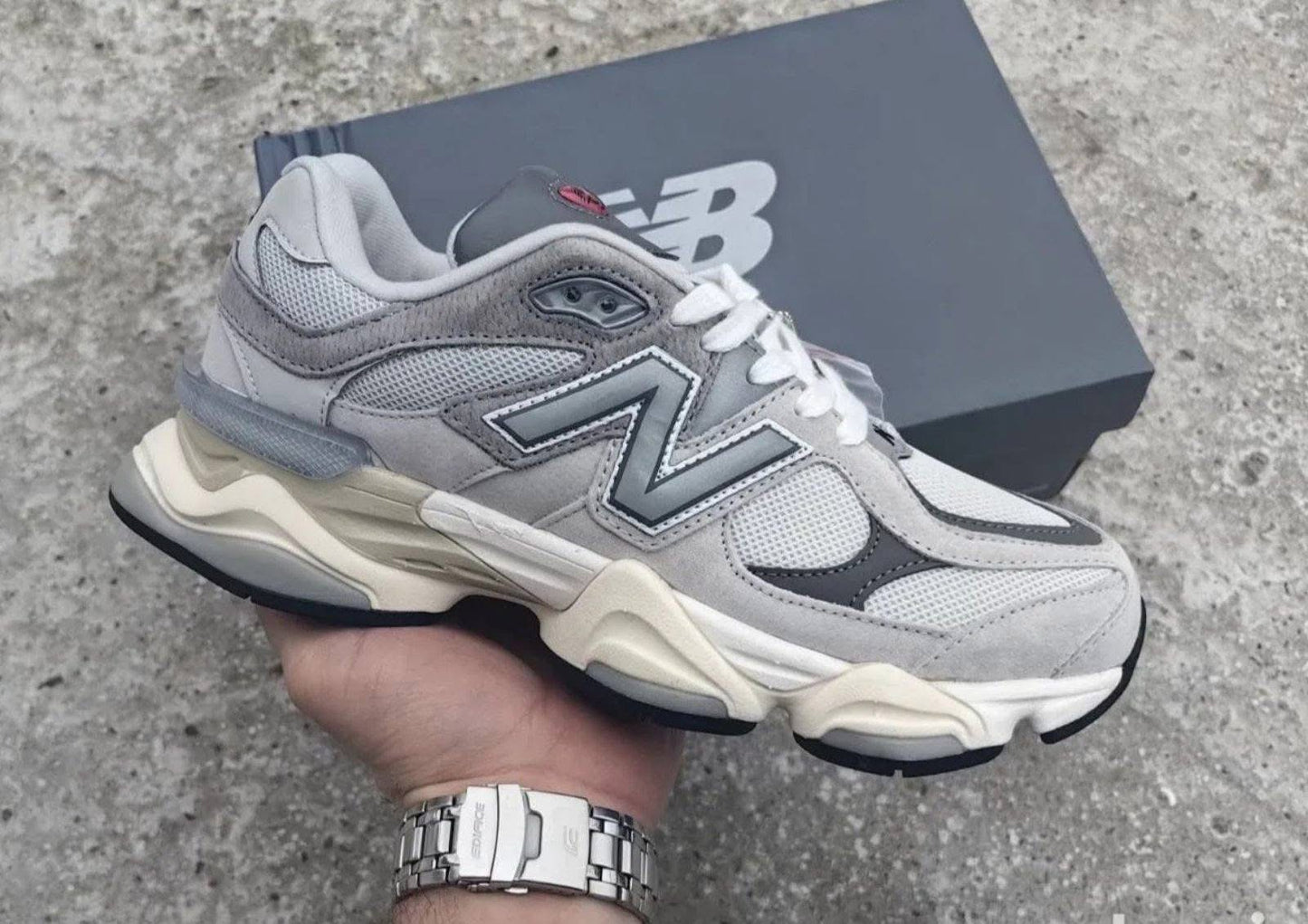 New Balance 9060 gri