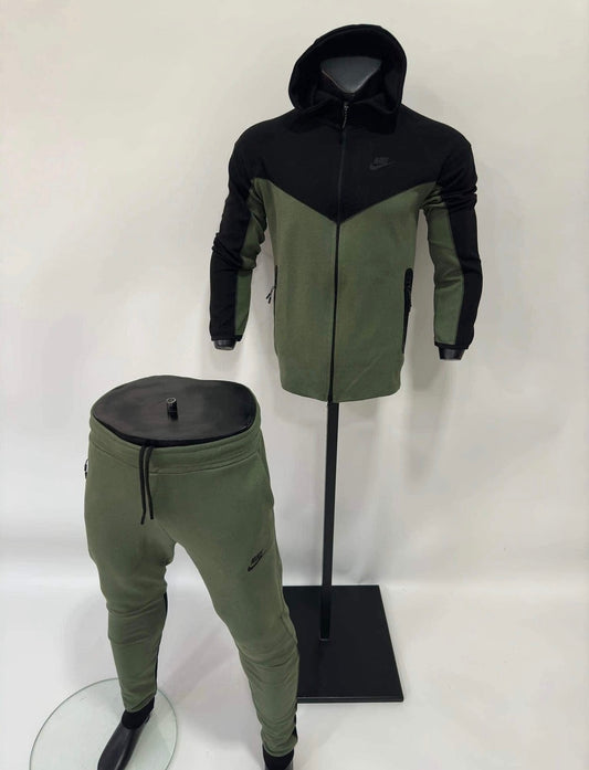Nike Tech Fleece Khaki Fekete