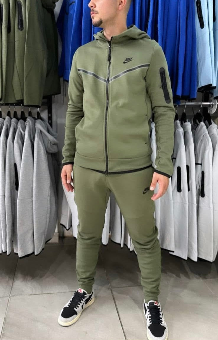 Nike Tech Fleece Khaki Zöld