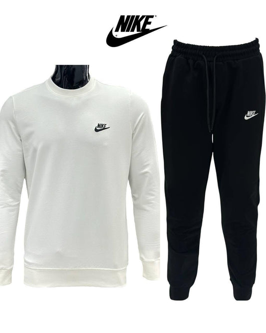 Nike Melegítő Szett