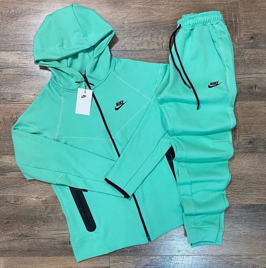 Nike Tech Fleece Neue Saison Babyblau