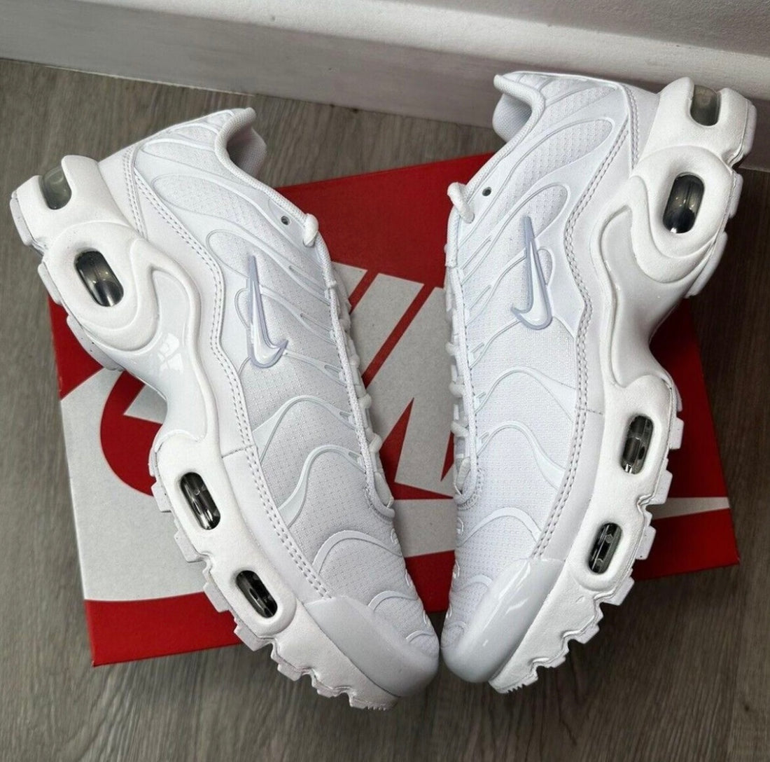 Nike Air Max a reglat alb