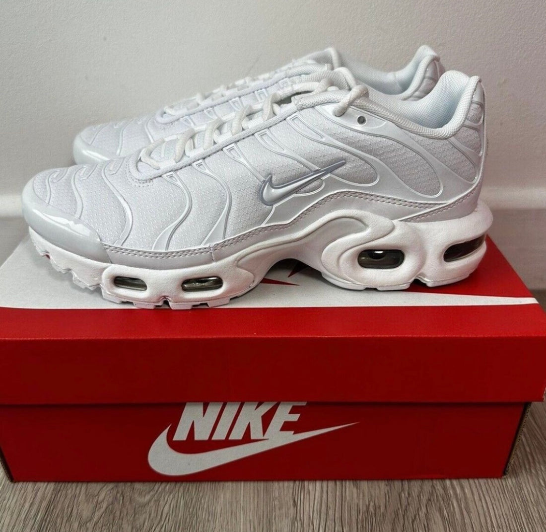 Nike Air Max a reglat alb