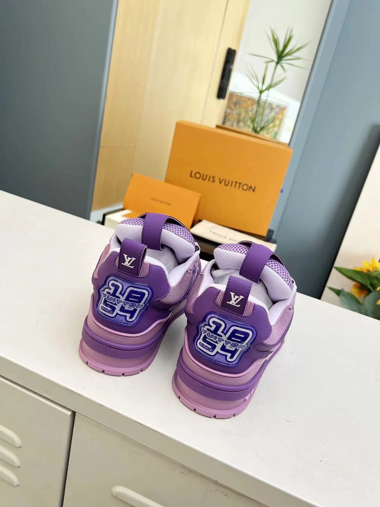 Louis Vuitton Skate-Purple