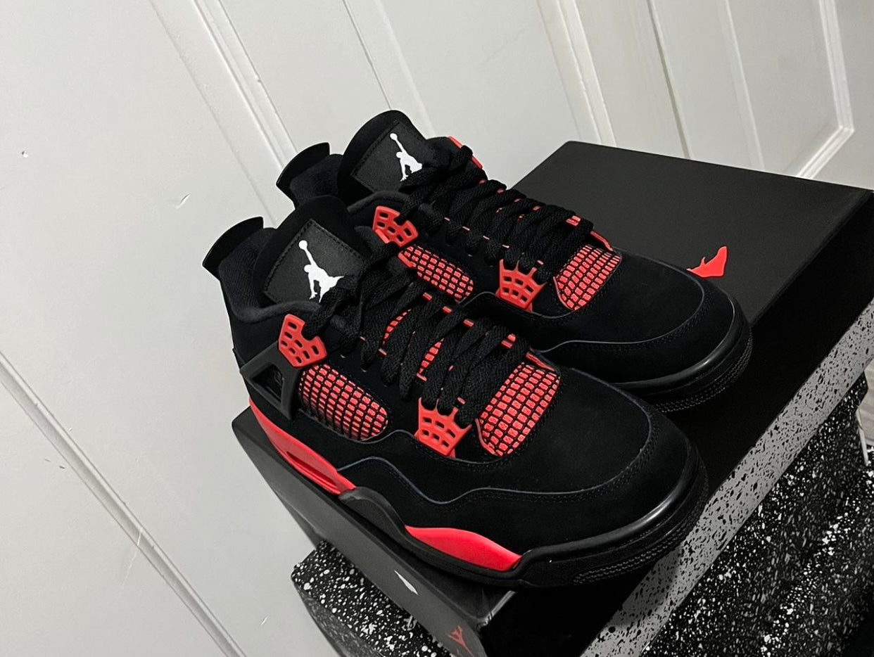 Air Jordan 4 Red Thunder