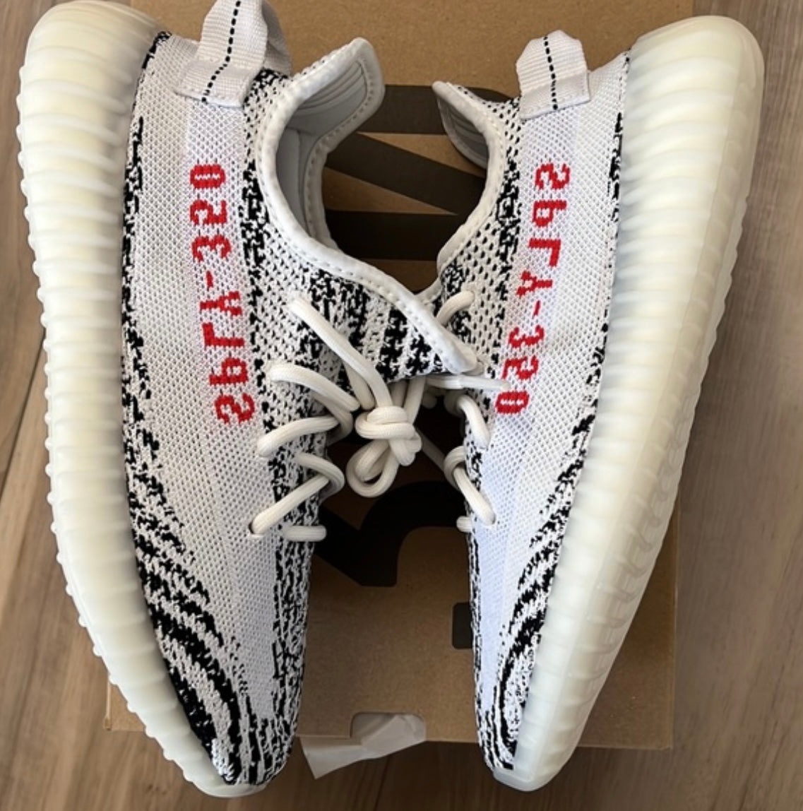 Adidas Yeezy 350 Boost V2 Zebra