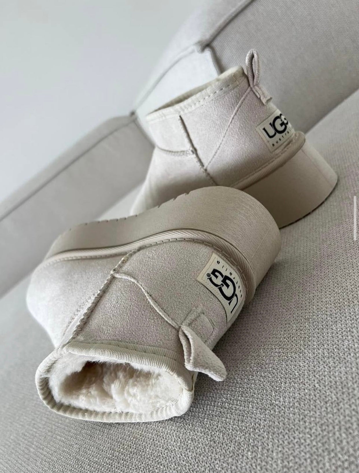 UGG Classic Ultra Platform