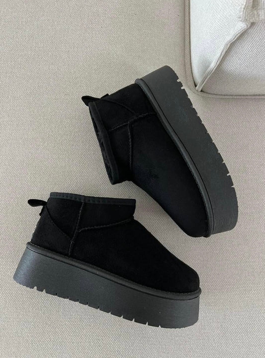 UGG Classic Ultra Platform