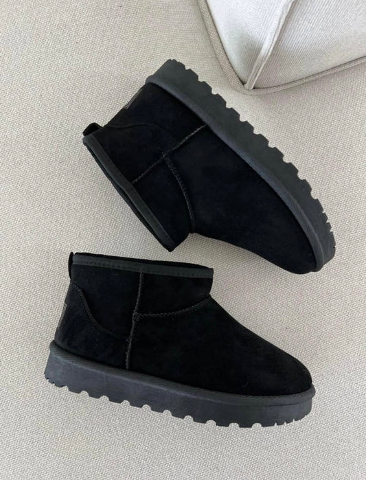 UGG Classic Ultra Mini Schneestiefel Schwarz