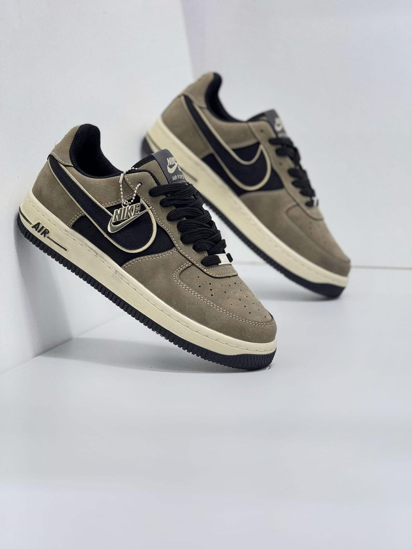 Nike Air Force 1 Khaki-Black