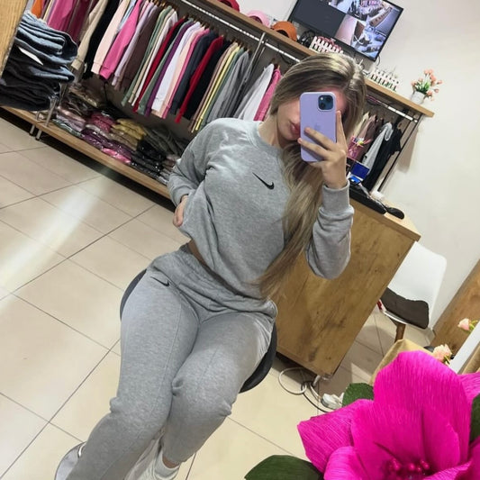 Nike Szürke Szabadidő Szett