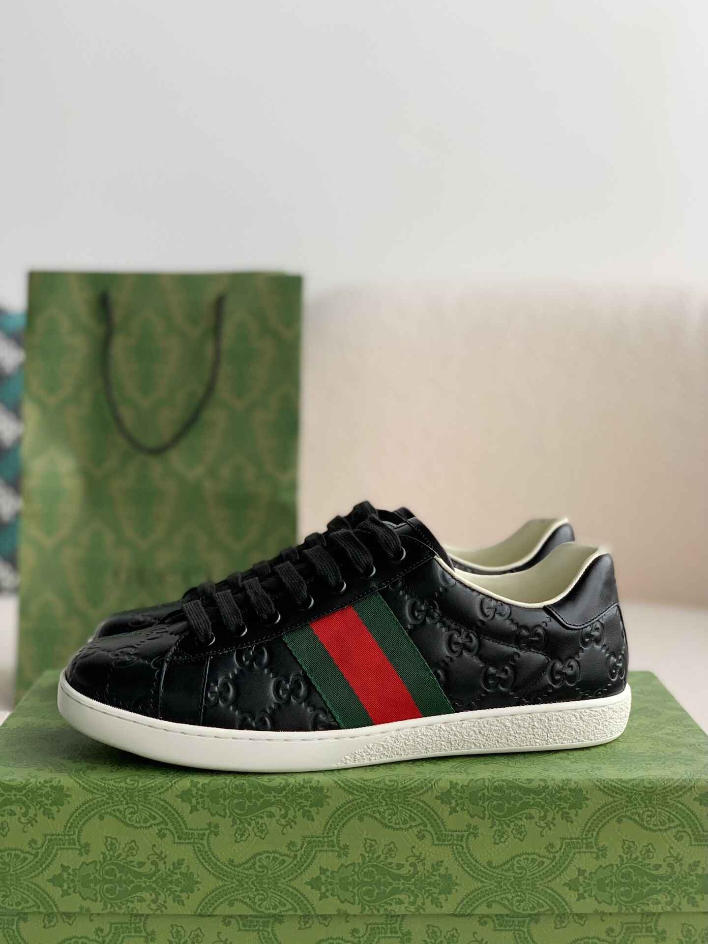 Gucci Ace Sneaker – Fekete GG Logós Bőr