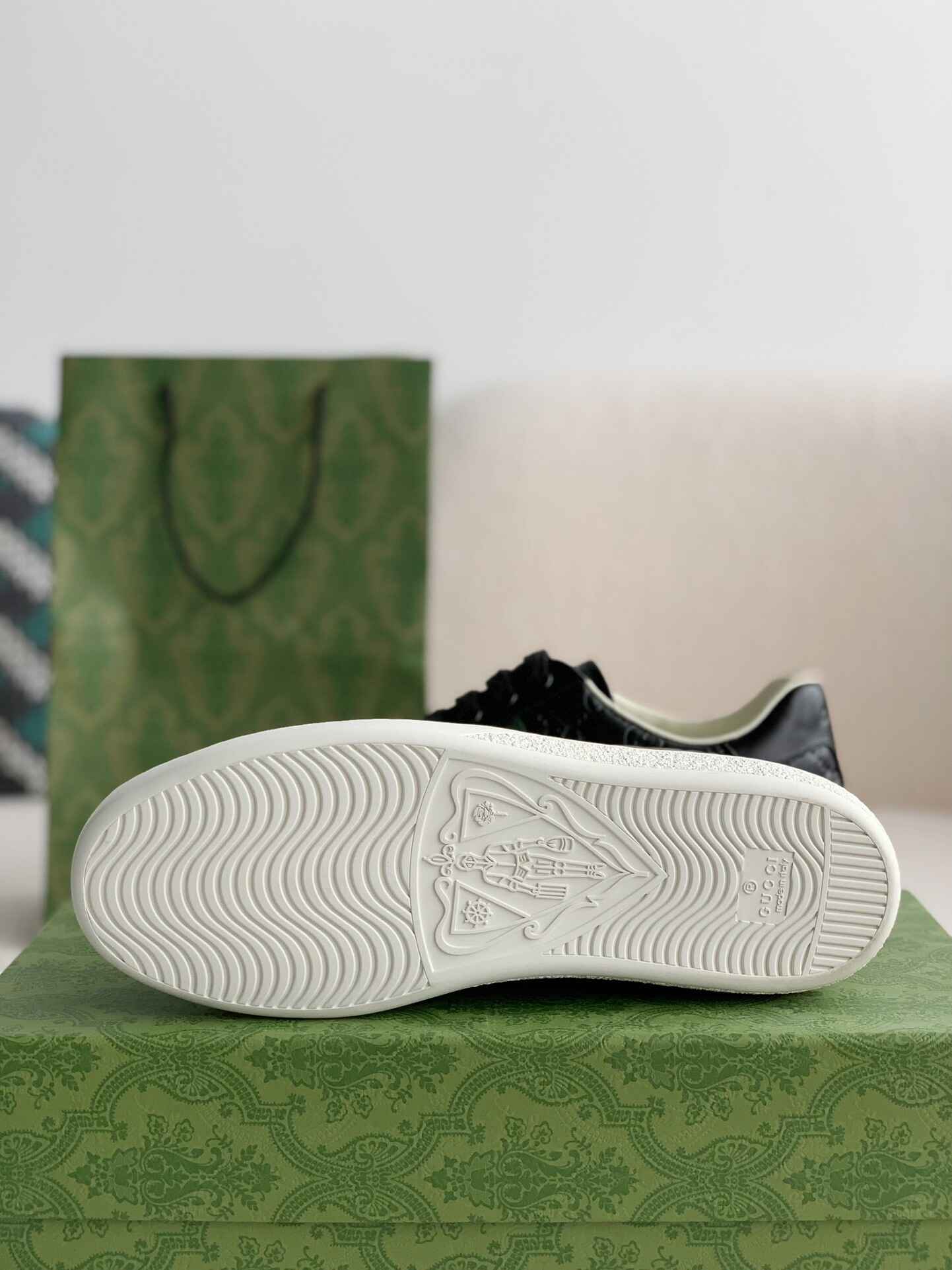 Gucci Ace Sneaker – Fekete GG Logós Bőr
