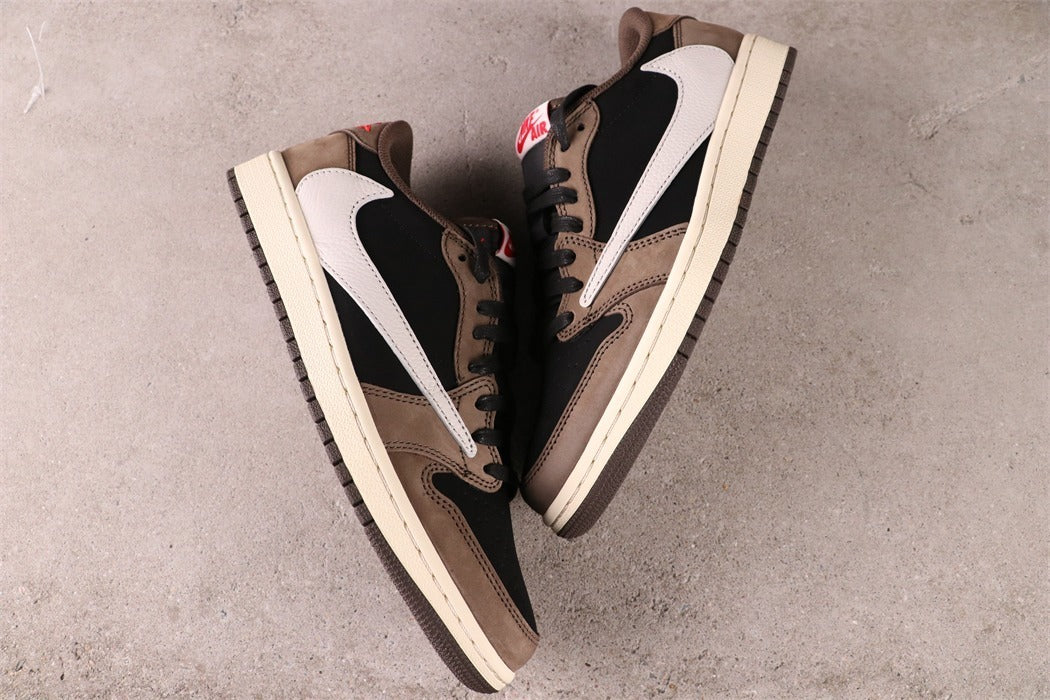Jordan 1 Low Travis Scott Mocha