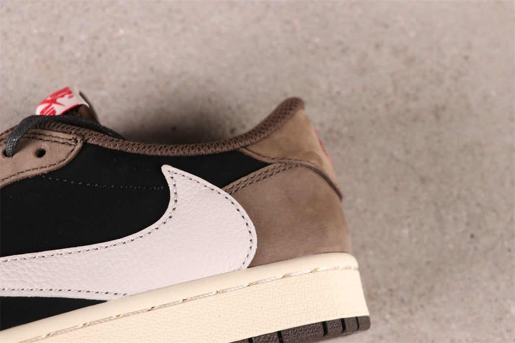 Jordan 1 Low Travis Scott Mocha
