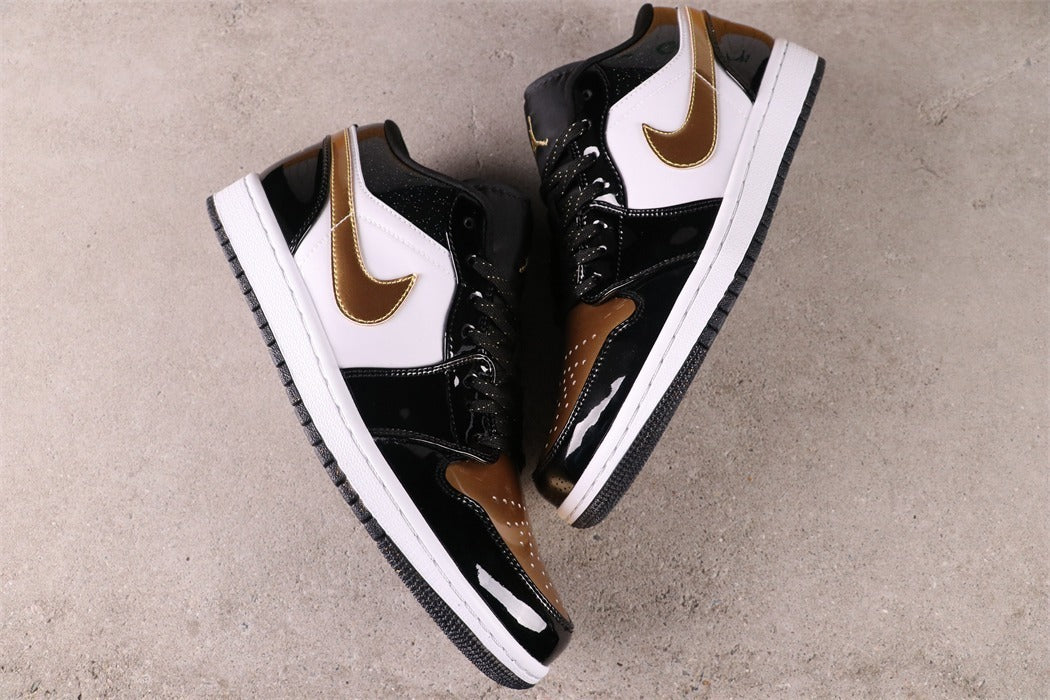 Air Jordan 1 Low Gold Toe