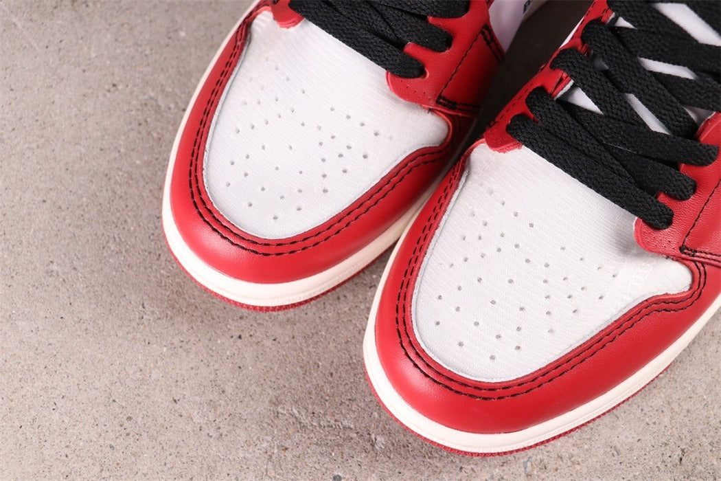 Off-White x Jordan 1 Retro High Chicago