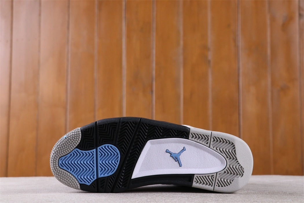 Air Jordan 4 University Blue UNC
