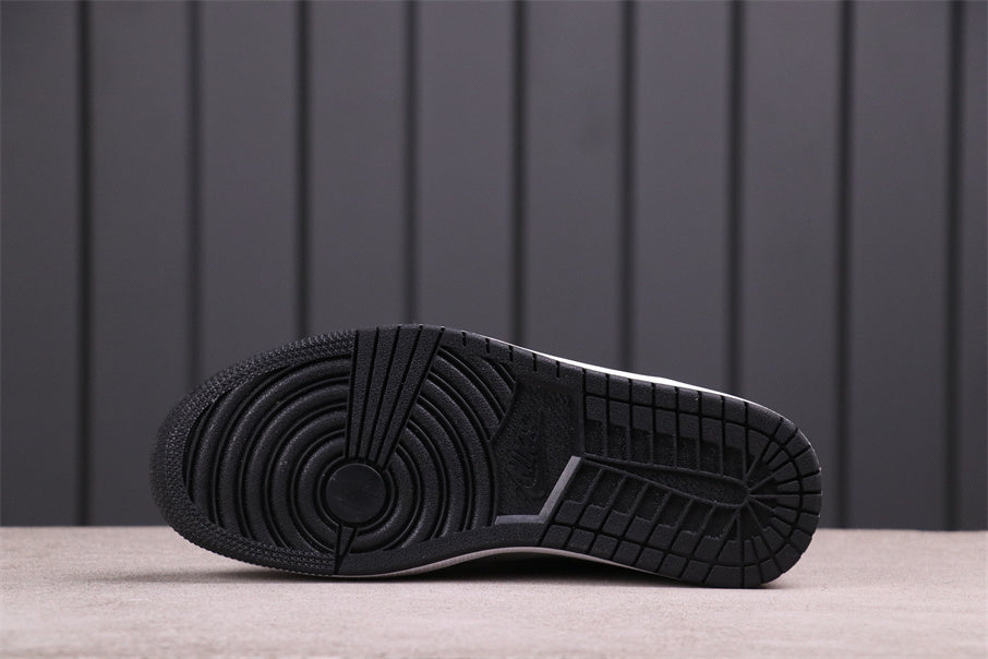 Air Jordan 1 Mid Shadow Red