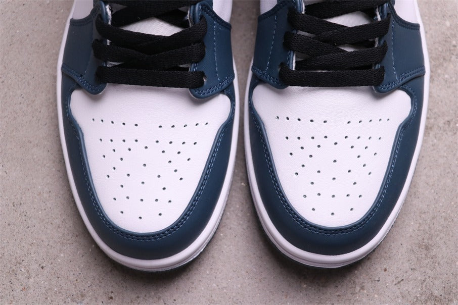 Air Jordan 1 Mid Dark Teal