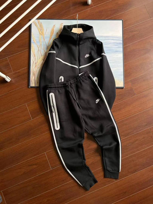 Nike Tech Fleece Szett-Black Reflektiv